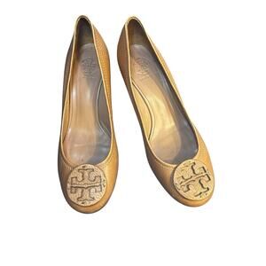 Preowned Tory Burch Tan Leather Wedge Pumps with Logo size 8M